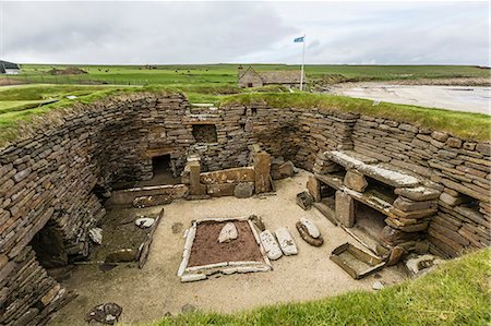 Excavated 5000 year old village site of Skara Brae, UNESCO World Heritage Site, on Mainland Island, Orkney Archipelago, Scotland, United Kingdom, Europe Stockbilder - Lizenzpflichtiges, Bildnummer: 841-07913660