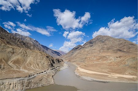 simsearch:841-03062626,k - The mountainous scenery of the Zanskar River, Ladakh, Himalayas, India, Asia Foto de stock - Con derechos protegidos, Código: 841-07913975