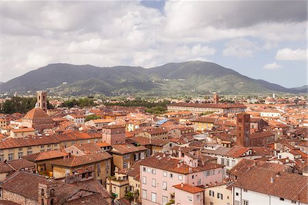 simsearch:841-05848161,k - The rooftops of the historic centre of Lucca, Tuscany, Italy, Europe Photographie de stock - Rights-Managed, Code: 841-07913990