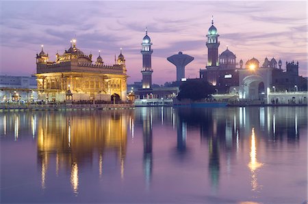 The Harmandir Sahib (The Golden Temple), Amritsar, Punjab, India, Asia Photographie de stock - Rights-Managed, Code: 841-08059425