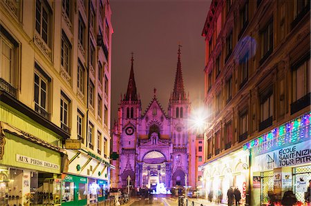 rhone-alpes - Church of St.-Nizier, Fete des Lumieres (Festival of Lights), Lyon, Rhone-Alpes, France, Europe Foto de stock - Con derechos protegidos, Código: 841-08059436