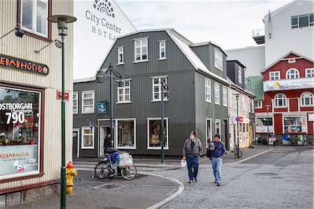 simsearch:841-03673717,k - Houses at the old quarter, Reykjavik, Iceland, Polar Regions Photographie de stock - Rights-Managed, Code: 841-08059542