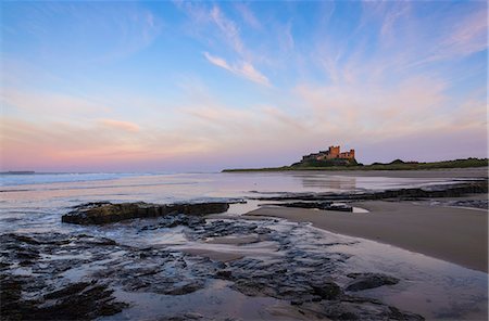 Bamburgh Castle at dusk, Northumberland, England, United Kingdom, Europe Photographie de stock - Rights-Managed, Code: 841-08059571