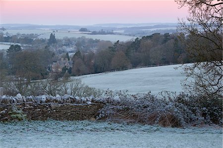 stow-on-the-wold - Cotswold landscape on frosty morning, Stow-on-the-Wold, Gloucestershire, Cotswolds, England, United Kingdom, Europe Stock Photo - Rights-Managed, Code: 841-08059635