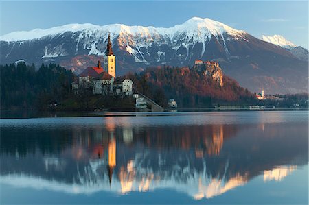 simsearch:6119-09134974,k - The Assumption of Mary Pilgrimage Church on Lake Bled and Bled Castle, Bled, Slovenia, Europe Stock Photo - Rights-Managed, Code: 841-08101700