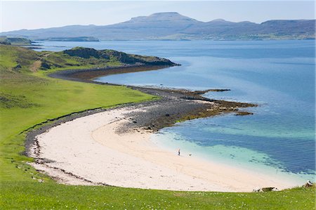 View over Coral Beach and Loch Dunvegan, Claigan, near Dunvegan, Isle of Skye, Inner Hebrides, Highland, Scotland, United Kingdom, Europe Foto de stock - Con derechos protegidos, Código: 841-08101775