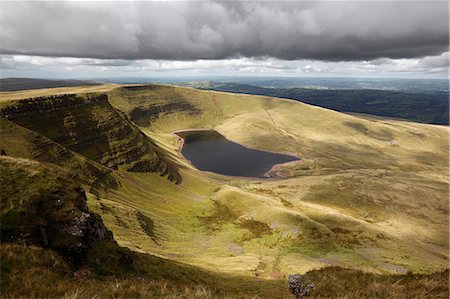 simsearch:841-09059968,k - View of Llyn y Fan Fach, Black Mountain, Llanddeusant, Brecon Beacons National Park, Carmarthenshire, Wales, United Kingdom, Europe Photographie de stock - Rights-Managed, Code: 841-08102182