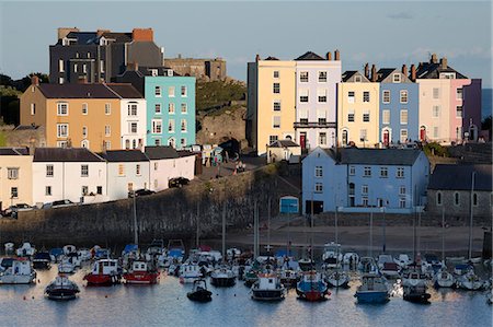 simsearch:841-07590326,k - View over harbour, Tenby, Carmarthen Bay, Pembrokeshire, Wales, United Kingdom, Europe Stock Photo - Rights-Managed, Code: 841-08102196