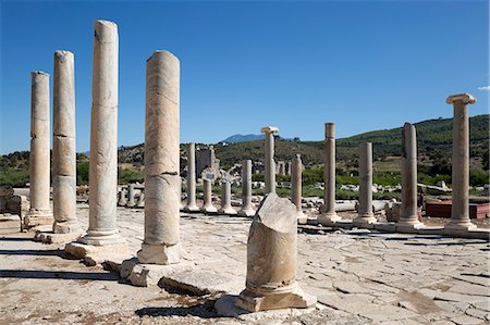 Ruined colonnaded Main Street, Patara, near Kalkan, Lycia, Antalya Province, Mediterranean Coast, Southwest Turkey, Anatolia, Turkey, Asia Minor, Eurasia Stock Photo - Rights-Managed, Code: 841-08102217