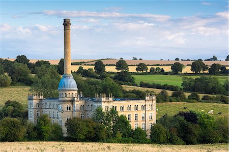 Bliss Mill, restored and renovated 19th century tweed mill, now apartment homes, Chipping Norton, The Cotswolds, Oxfordshire, England, United Kingdom, Europe Photographie de stock - Rights-Managed, Code: 841-08149573