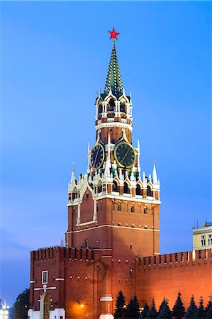 famous clock - The Kremlin clocktower in Red Square, UNESCO World Heritage Site, Moscow, Russia, Europe Stock Photo - Rights-Managed, Code: 841-08211689