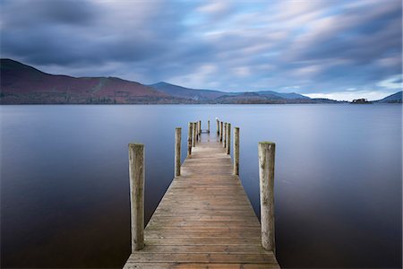 Wooden jetty at Ashness on Derwent Water, Lake District National Park, Cumbria, England, United Kingdom, Europe Foto de stock - Con derechos protegidos, Código: 841-08211726