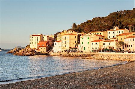 simsearch:841-09085860,k - Marciana Marina at sunset, Island of Elba, Livorno Province, Tuscany, Italy, Europe Photographie de stock - Rights-Managed, Code: 841-08220807