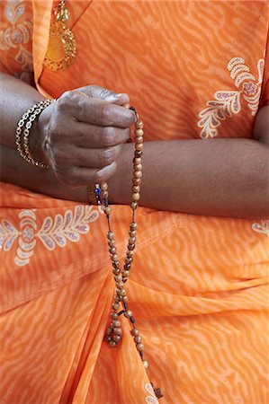 photographic (pertaining to the discipline of photography) - Tamil Catholic woman with rosary, Antony, Hauts-de-Seine, France, Europe Stock Photo - Rights-Managed, Code: 841-08244278
