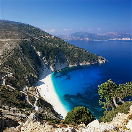 Myrtos Beach, north-west coast, Kefalonia, Ionian Islands, Greek Islands, Greece, Europe Foto de stock - Con derechos protegidos, Código: 841-08244305