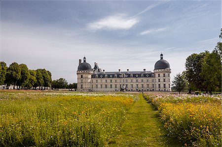 The beautiful Renaissance chateau at Valencay, Indre, France, Europe Stock Photo - Rights-Managed, Code: 841-08240188