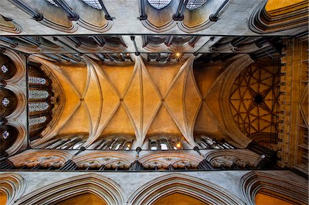salisbury cathedral - A detail of the ceiling in Salisbury Cathedral, Salisbury, Wiltshire, England, United Kingdom, Europe Photographie de stock - Rights-Managed, Code: 841-08240211