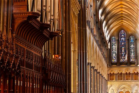 salisbury cathedral - The magnificent nave of Salisbury Cathedral, Salisbury, Wiltshire, England, United Kingdom, Europe Photographie de stock - Rights-Managed, Code: 841-08240228