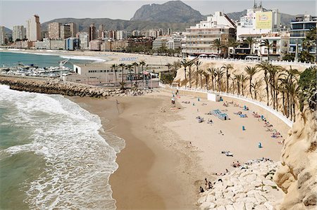 simsearch:841-05845936,k - View of the beach in Benidorm, Costa Blanca, Spain, Mediterranean, Europe Stock Photo - Rights-Managed, Code: 841-08240245