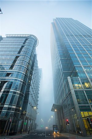 Office buildings at Canary Wharf, Docklands, London, England, United Kingdom, Europe Photographie de stock - Rights-Managed, Code: 841-08279229