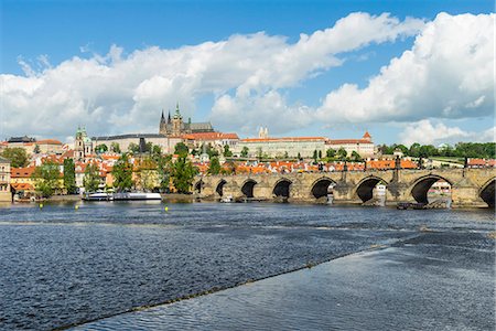 river vltava - Charles Bridge, UNESCO World Heritage Site, Prague, Czech Republic, Europe Stock Photo - Rights-Managed, Code: 841-08279453