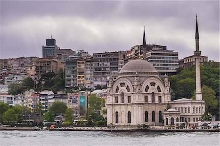 simsearch:841-07081339,k - Mosque on the banks of the Bosphorus, Istanbul, Turkey, Europe Foto de stock - Con derechos protegidos, Código: 841-08357211