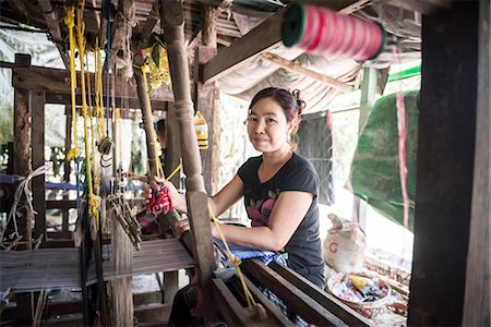 Weaving at Twante, across the river from Yangon, Myanmar (Burma), Asia Foto de stock - Con derechos protegidos, Código: 841-08357233