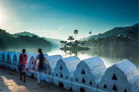 sri lankan - Kandy Lake, Kandy, Sri Lanka, Asia Stock Photo - Rights-Managed, Code: 841-08357570
