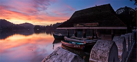 Kandy Lake, Kandy, Sri Lanka, Asia Stock Photo - Rights-Managed, Code: 841-08357571