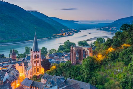 river trees - Bacharach on the River Rhine, Rhineland Palatinate, Germany, Europe Stock Photo - Rights-Managed, Code: 841-08357700