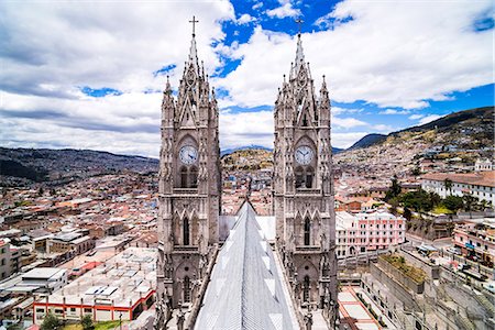 Quito Old Town seen from the roof of La Basilica Church, UNESCO World Heritage Site, Quito, Ecuador, South America Photographie de stock - Rights-Managed, Code: 841-08420983