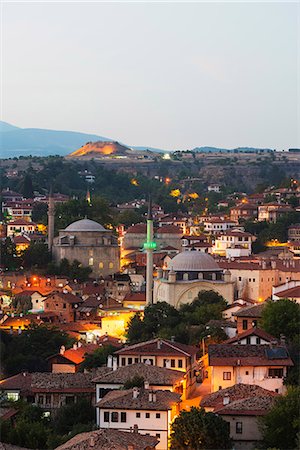 simsearch:841-08421370,k - Old Ottoman town houses and Izzet Pasar Cami Mosque, UNESCO World Heritage Site, Safranbolu, Central Anatolia, Turkey, Asia Minor, Eurasia Foto de stock - Con derechos protegidos, Código: 841-08421339