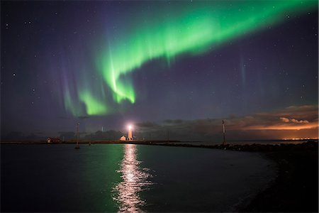 simsearch:841-08438541,k - Northern Lights (Aurora Borealis) at Grotta Island Lighthouse, Seltjarnarnes Peninsula, Reykjavik, Iceland, Polar Regions Stock Photo - Rights-Managed, Code: 841-08438541