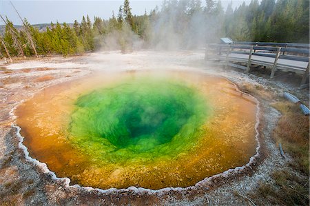 simsearch:841-06502695,k - Morning Glory Pool in Upper Geyser Basin, Yellowstone National Park, UNESCO World Heritage Site, Wyoming, United States of America, North America Stock Photo - Rights-Managed, Code: 841-08438743