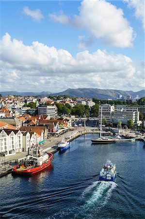 simsearch:841-08542631,k - Vagen, Stavanger's inner harbour, Stavanger, Norway's third largest city and centre of the country's oil industry, Norway, Scandinavia, Europe Fotografie stock - Rights-Managed, Codice: 841-08438845