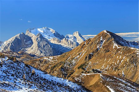 simsearch:841-05848061,k - Autumnal view of the tops of Marmolada mountain range from Falzarego Pass, Dolomites of Belluno, Trentino-Alto Adige, Italy, Europe Stock Photo - Rights-Managed, Code: 841-08542495