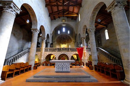 romanesque church - Fiesole Cathedral, Fiesole, Tuscany, Italy, Europe Stock Photo - Rights-Managed, Code: 841-08569018