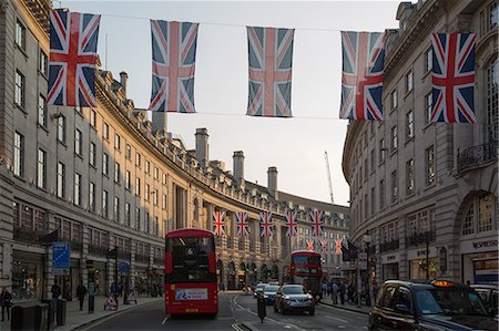 regent street - Union Jacks on Regent Street, London, England, United Kingdom, Europe Photographie de stock - Rights-Managed, Code: 841-08718153