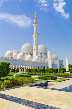 simsearch:841-07083931,k - Sheikh Zayed Grand Mosque, Abu Dhabi, United Arab Emirates, Middle East Stock Photo - Rights-Managed, Code: 841-08729570