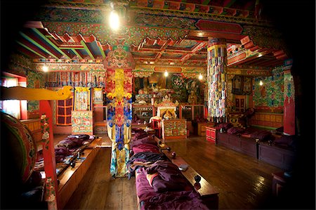 Inside the Buddhist monastery at Tengboche in the Everest region, Khumbu, Nepal, Asia Photographie de stock - Rights-Managed, Code: 841-08797861
