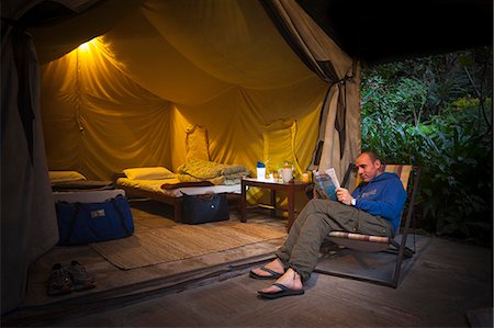 resort outdoor bed - A cabana style tent at a resort in Nepal, Asia Foto de stock - Con derechos protegidos, Código: 841-08797873
