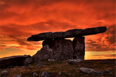 Poulnabrone Portal Tomb, County Clare, Munster, Republic of Ireland, Europe Photographie de stock - Rights-Managed, Code: 841-08821620