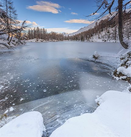 simsearch:841-08527719,k - Panorama of frozen Lago Azzurro at dawn, Spluga Valley, Province of Sondrio, Valtellina, Lombardy, Italy, Europe Stock Photo - Rights-Managed, Code: 841-08860686