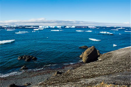 simsearch:841-07204284,k - Huge icebergs on Tabarin Peninsula, Antarctica, Polar Regions Photographie de stock - Rights-Managed, Code: 841-08860736