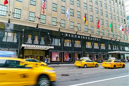 Bloomingdales Department Store and yellow taxi cabs, Lexington Avenue, Manhattan, New York City, United States of America, North America Stock Photo - Rights-Managed, Code: 841-08860803