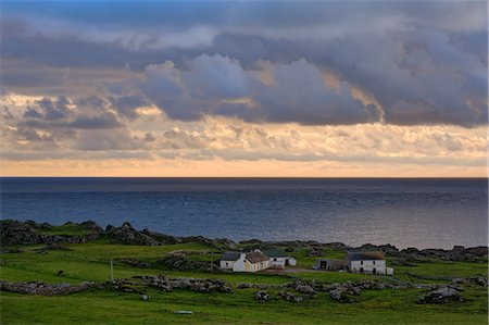 remote (remote location) - Cottage, Malin Head, County Donegal, Ulster, Republic of Ireland, Europe Stock Photo - Rights-Managed, Code: 841-08860839