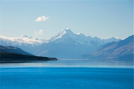 simsearch:879-09189960,k - View across tranquil Lake Pukaki to Aoraki  (Mount Cook), near Twizel, Mackenzie district, Canterbury, South Island, New Zealand, Pacific Stock Photo - Rights-Managed, Code: 841-08861000