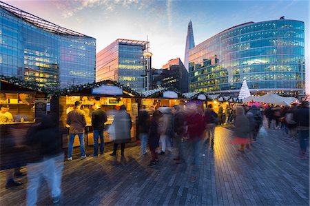 Christmas Market, The Scoop and The Shard, South Bank, London, England, United Kingdom, Europe Foto de stock - Con derechos protegidos, Código: 841-08887481