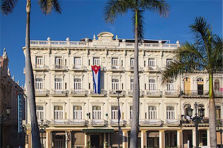 simsearch:841-09055153,k - Hotel Inglaterra, Parque Central, Havana, Cuba, West Indies, Central America Photographie de stock - Rights-Managed, Code: 841-09055156