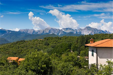 Apuane Alps, view from Corfino, Garfagnana, Tuscany, Italy, Europe Foto de stock - Con derechos protegidos, Código: 841-09055306